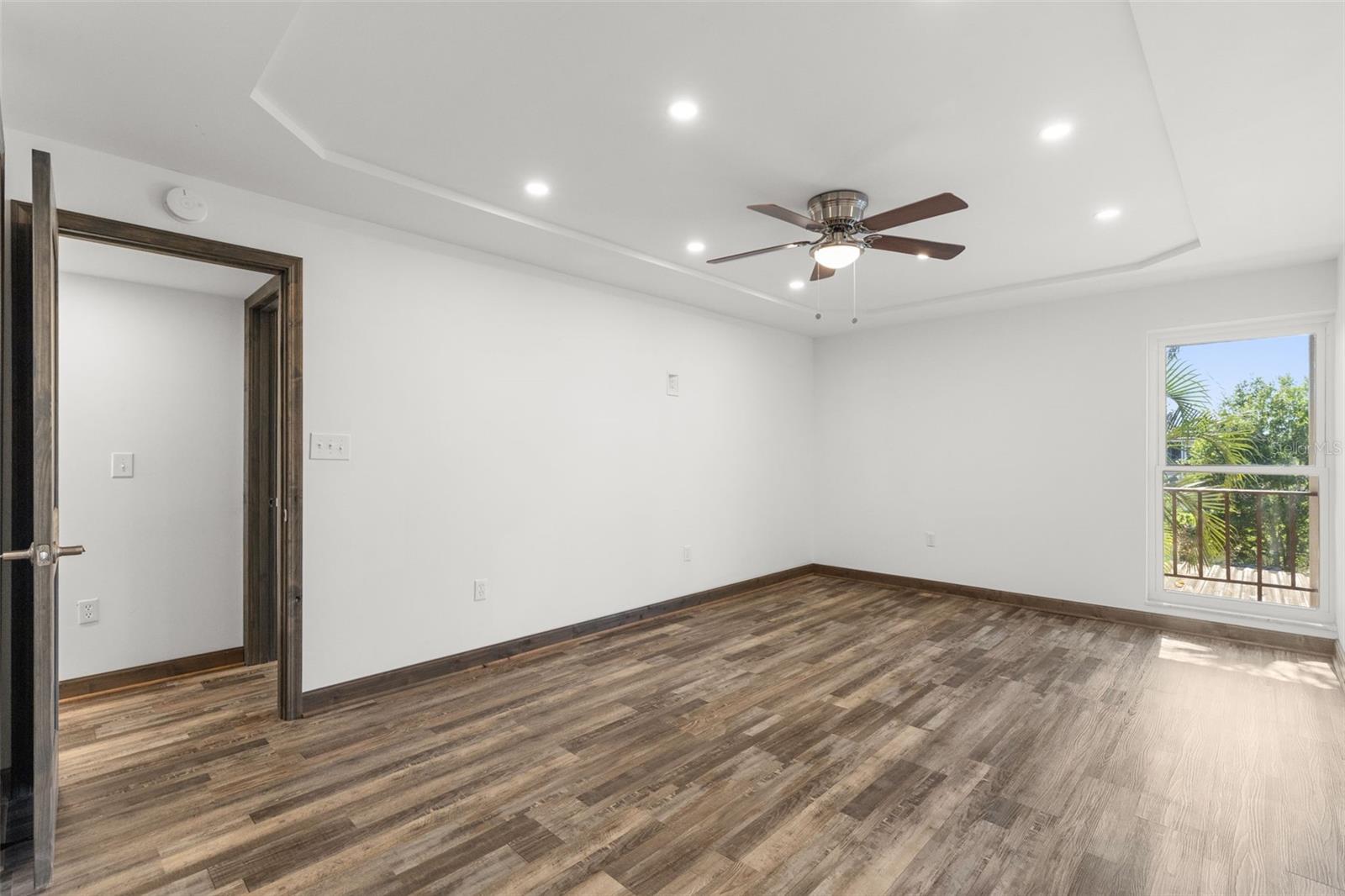 PENTHOUSE GREENS - Residential