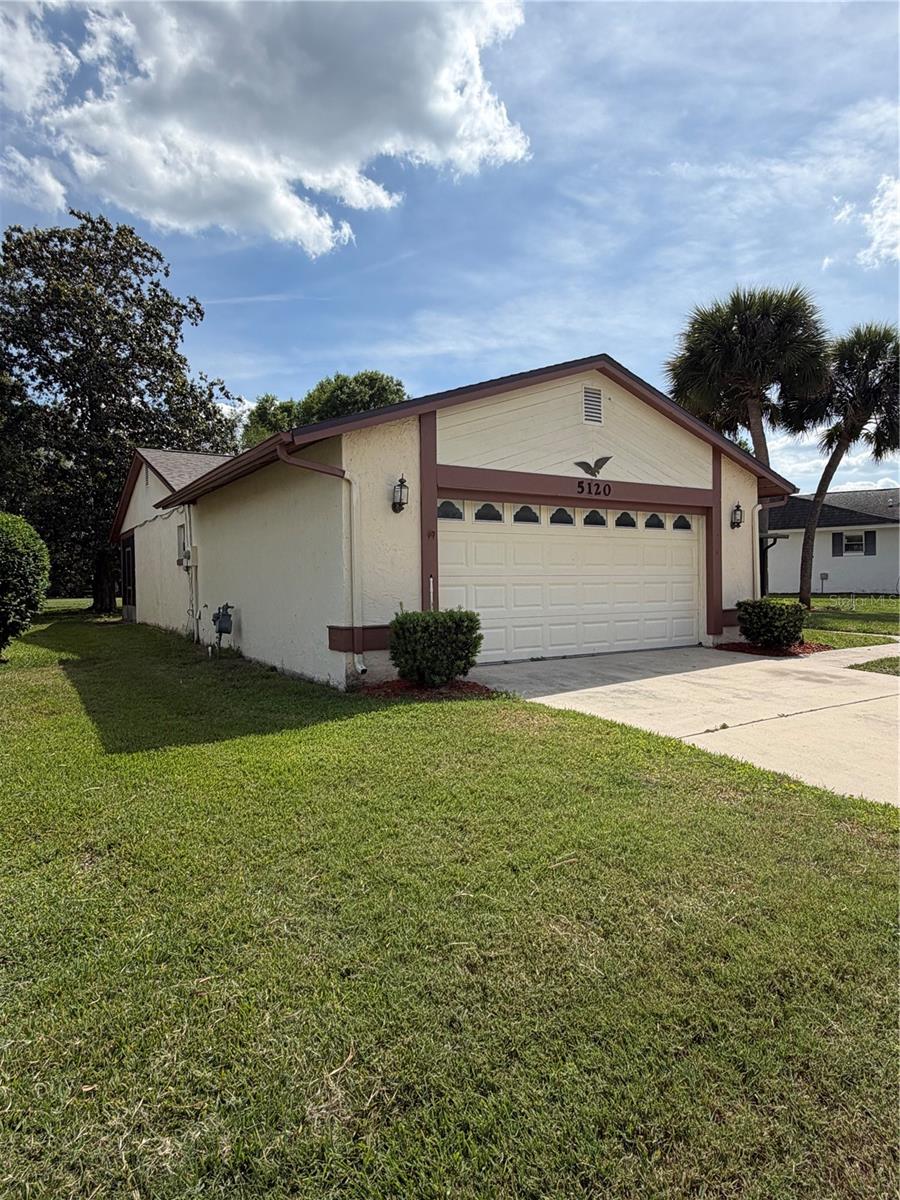 LAKE RIDGE VILLAGE - Residential