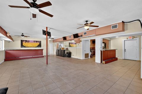 Tiny photo for 13721 Country Club Drive, Tavares, FL 32778 (MLS # G5103713)