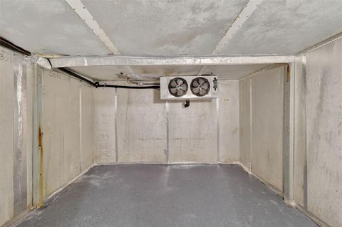 Tiny photo for 13721 Country Club Drive, Tavares, FL 32778 (MLS # G5103713)