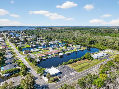 Tiny photo for 13721 Country Club Drive, Tavares, FL 32778 (MLS # G5103713)
