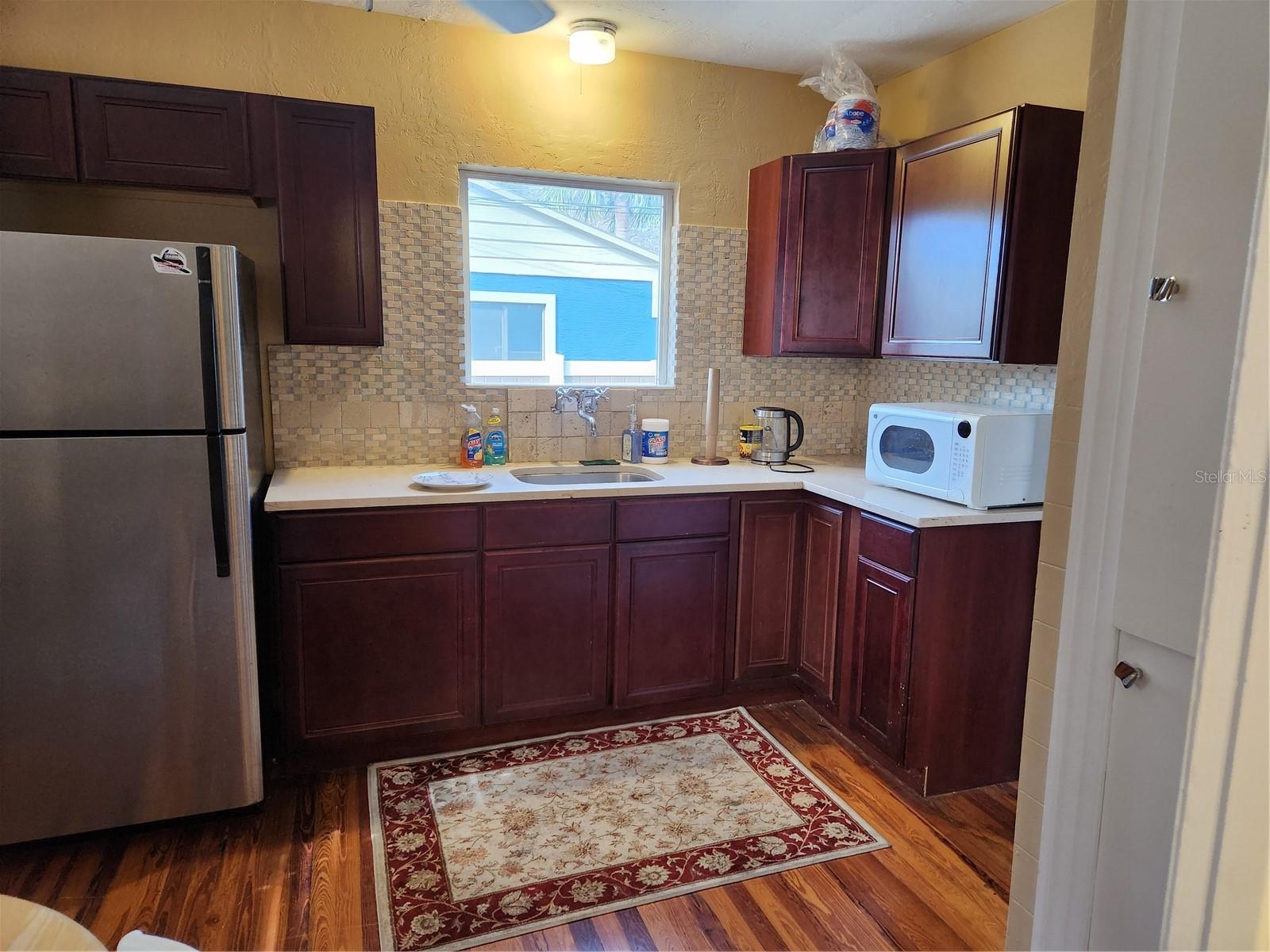 BUENA VISTA - Commercial Sale
