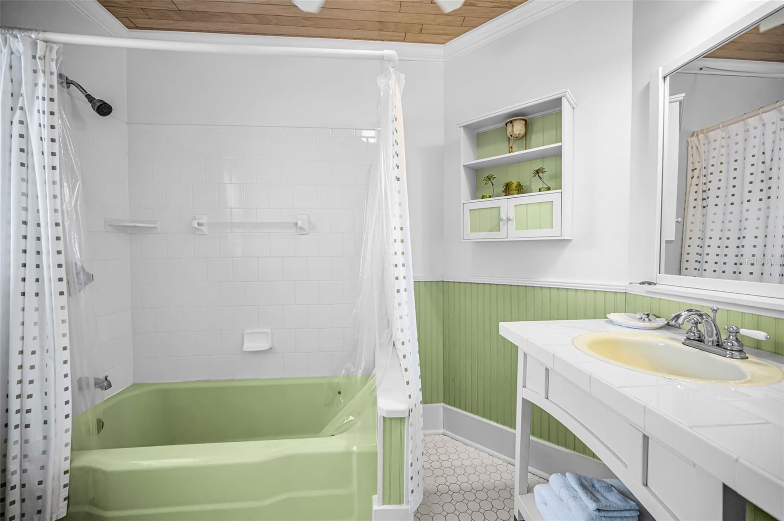 DAVIS SUB - Residential