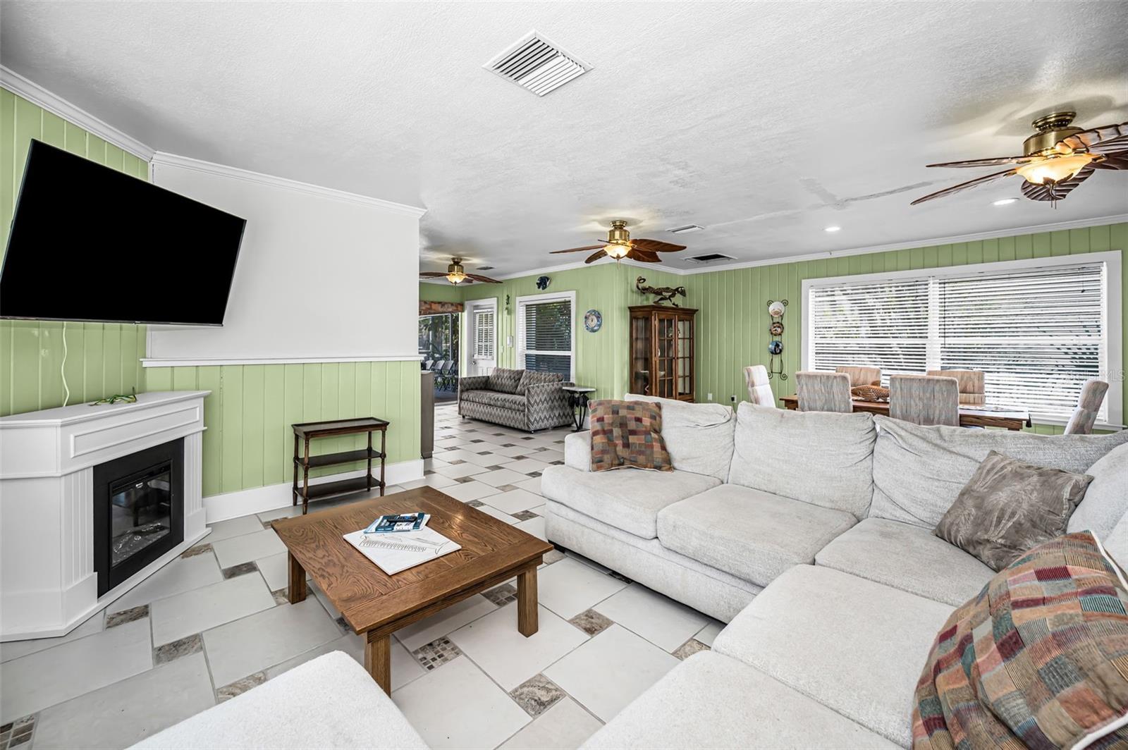 DAVIS SUB - Residential