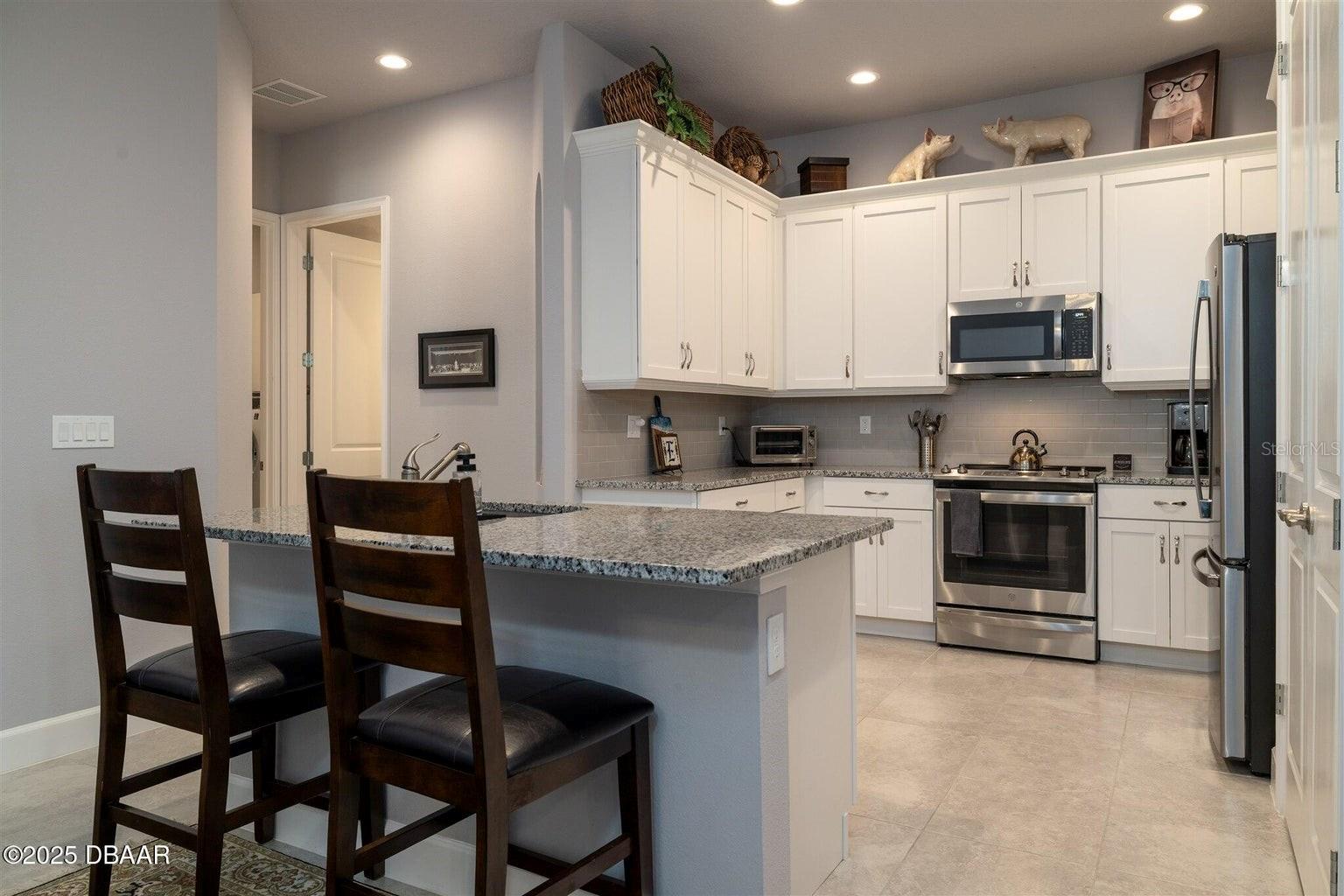 PLANTATION BAY SEC 2A-F UN 13 - Residential