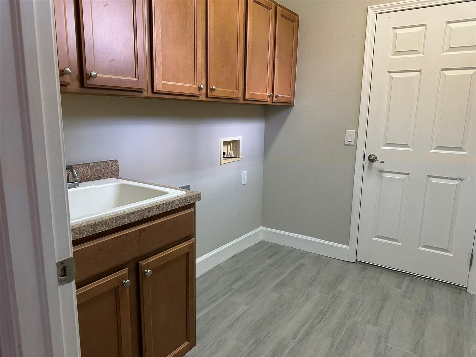 ARISTA - Residential Lease