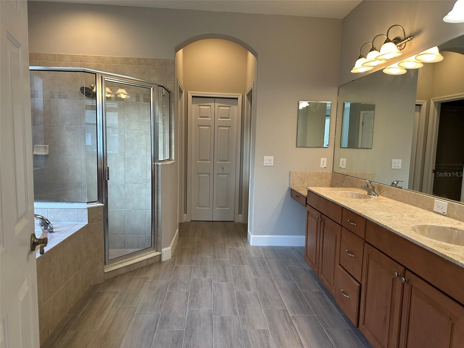 ARISTA - Residential Lease