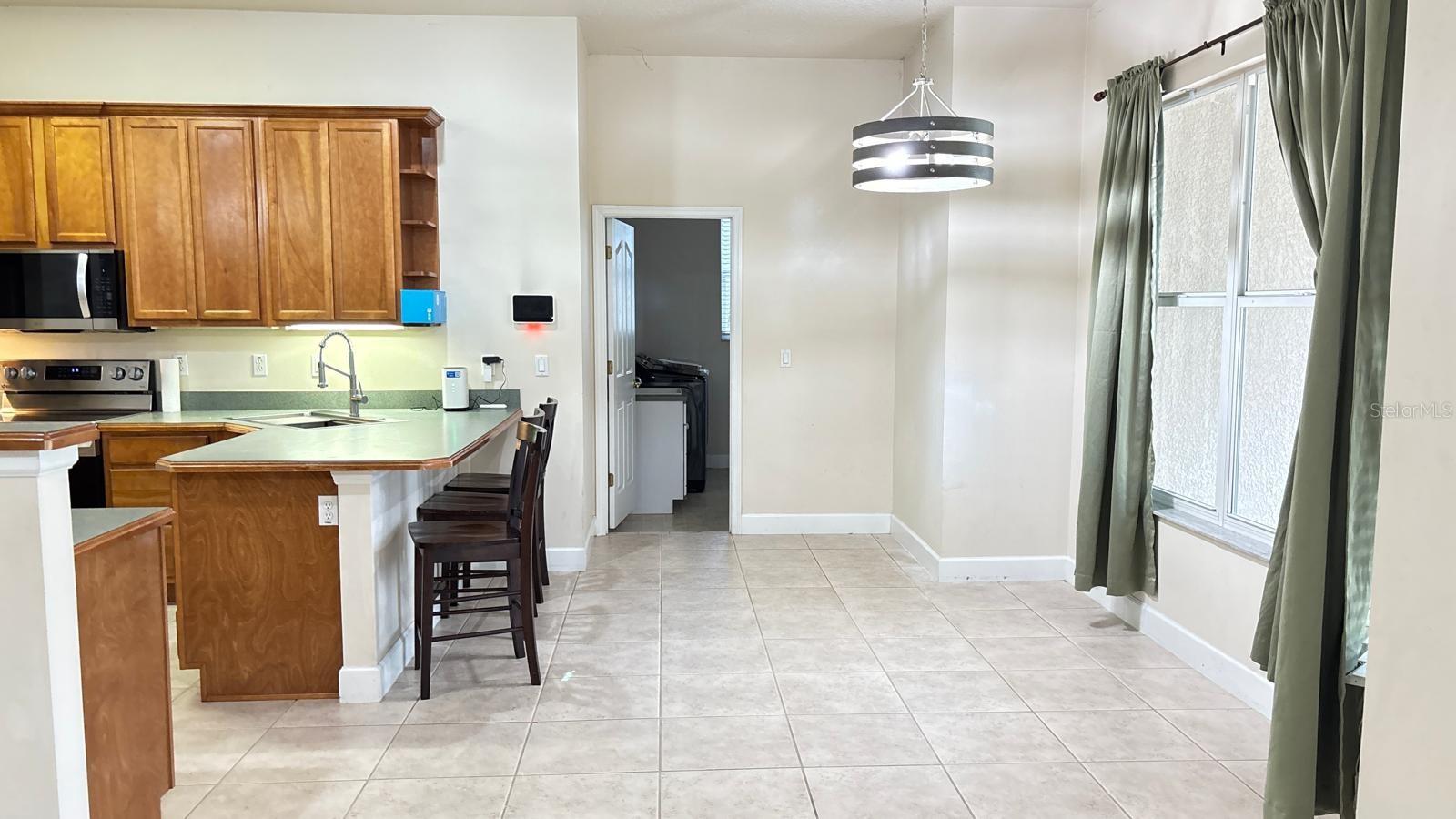 ARROWTREE II SUB - Residential Lease