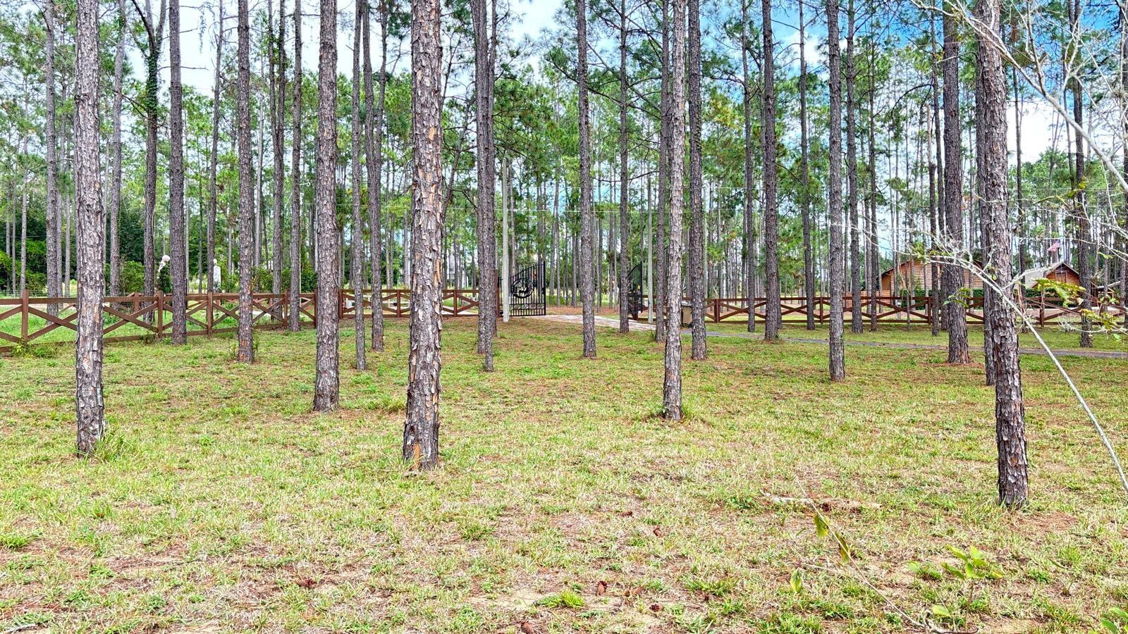 ARROWTREE II SUB - Residential Lease