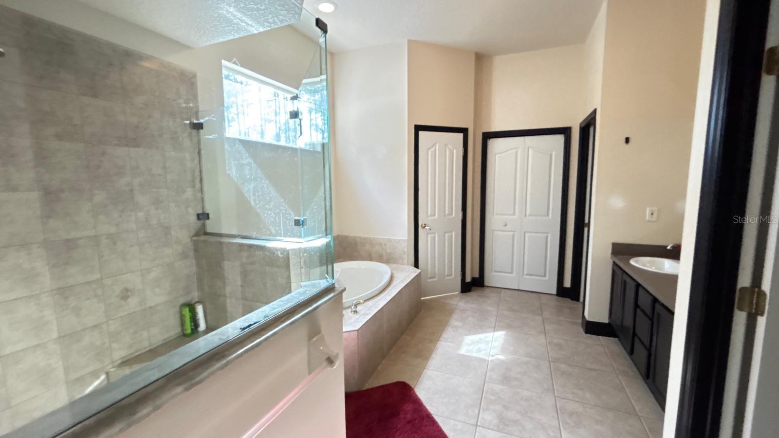 ARROWTREE II SUB - Residential Lease