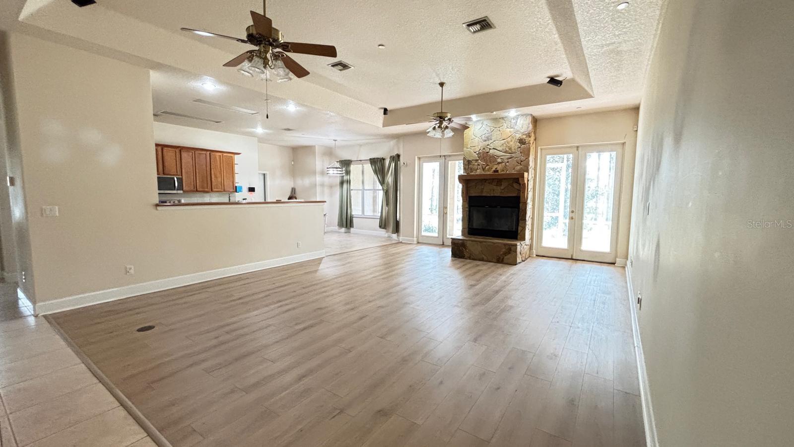 ARROWTREE II SUB - Residential Lease