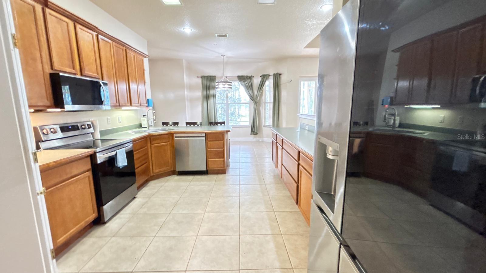 ARROWTREE II SUB - Residential Lease