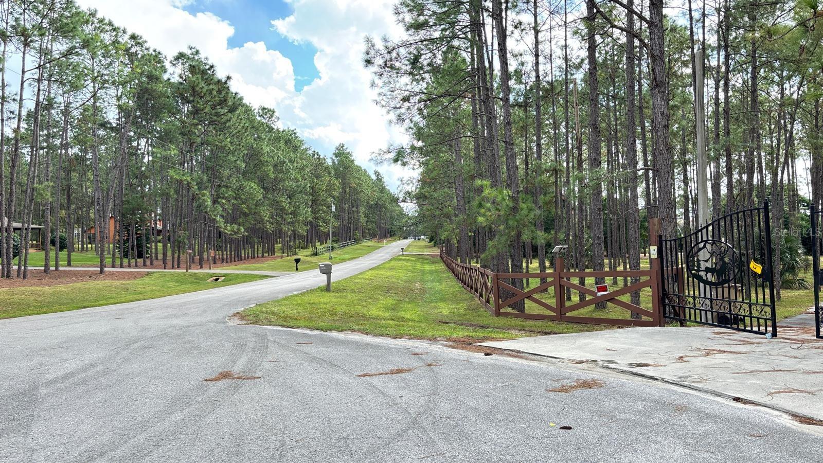 ARROWTREE II SUB - Residential Lease