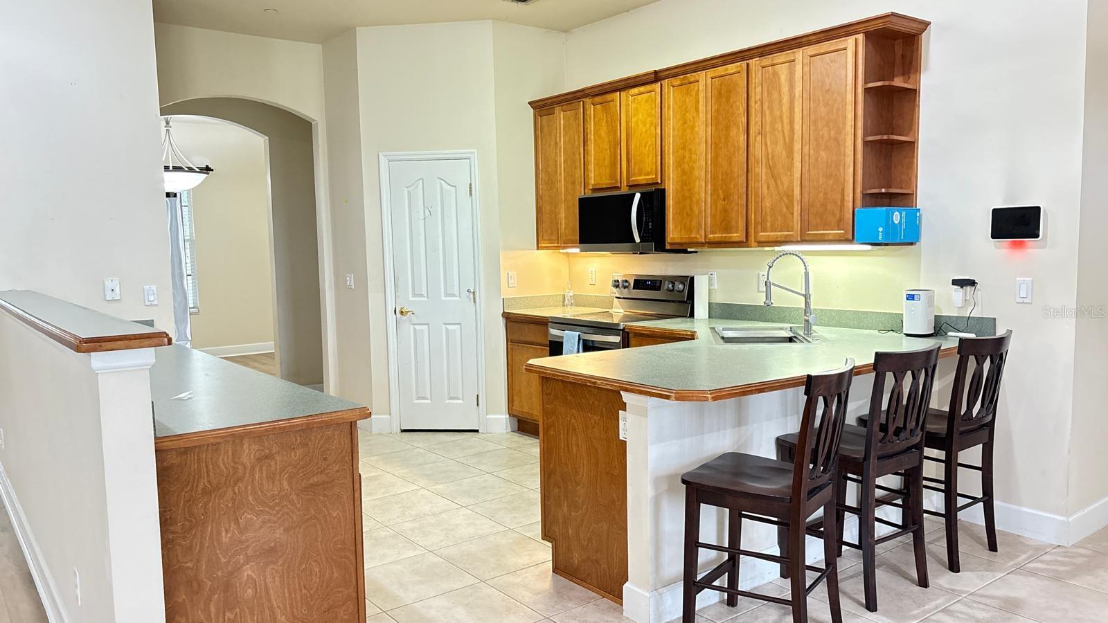 ARROWTREE II SUB - Residential Lease