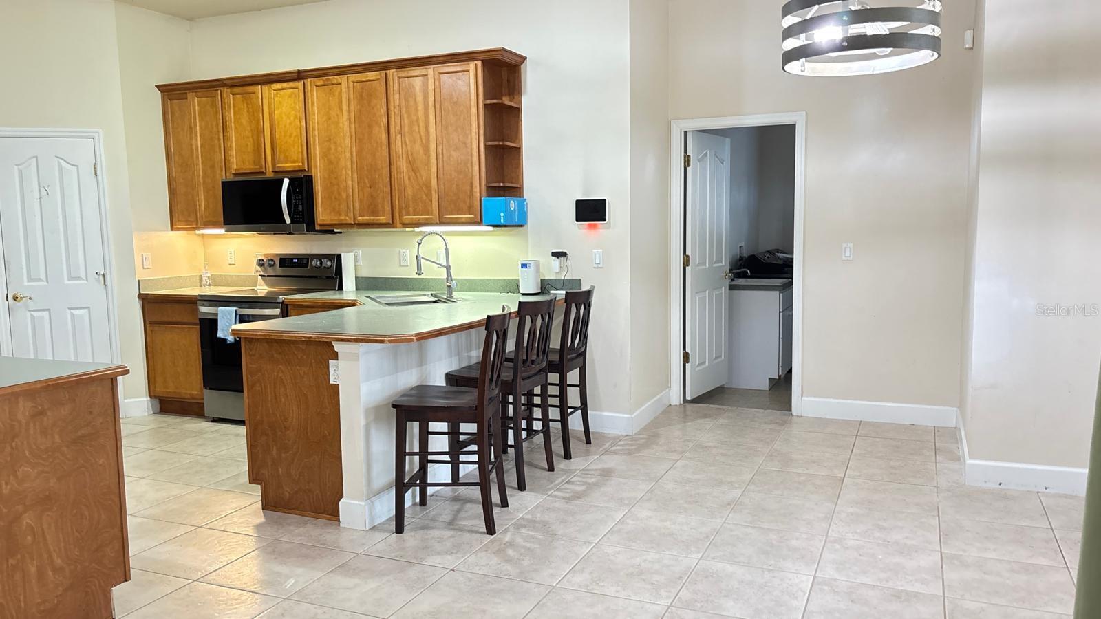 ARROWTREE II SUB - Residential Lease