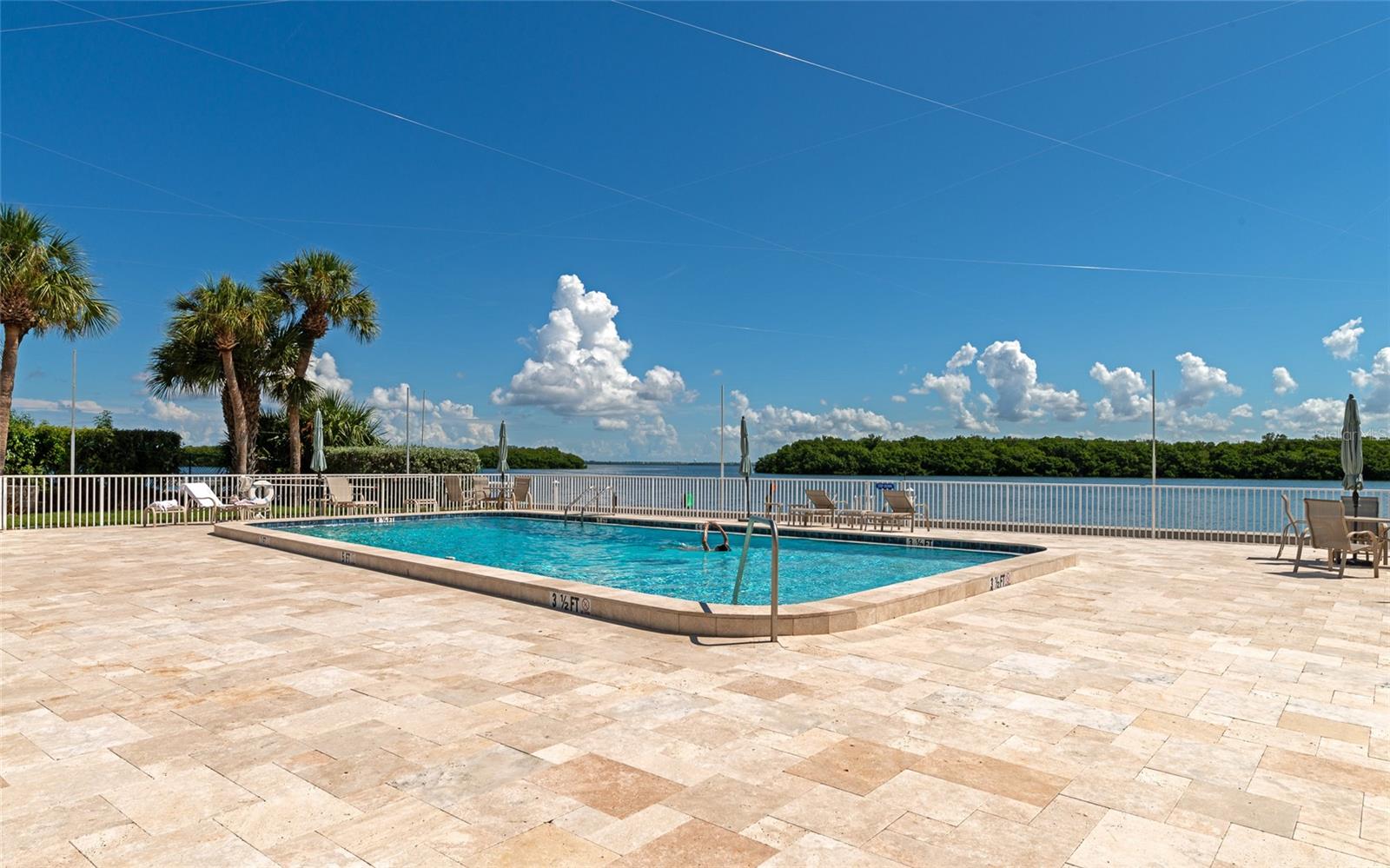 605 SUTTON PLACE 401-A