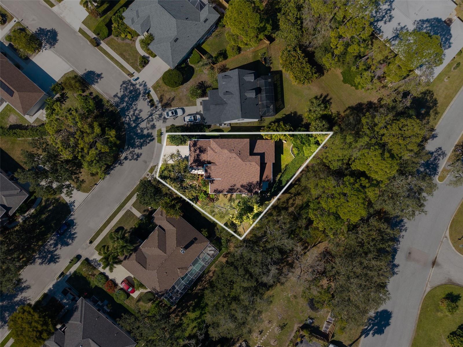 8023 DESOTO WOODS DRIVE