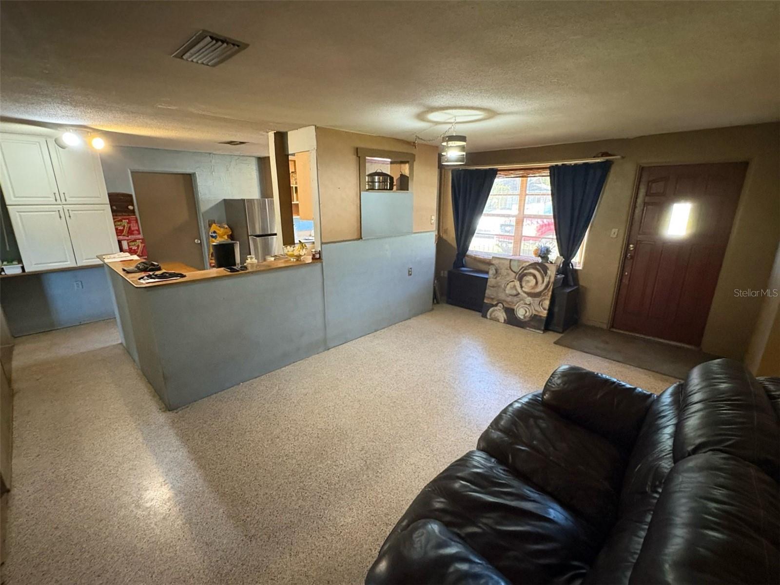 1818 MANGO TREE DRIVE