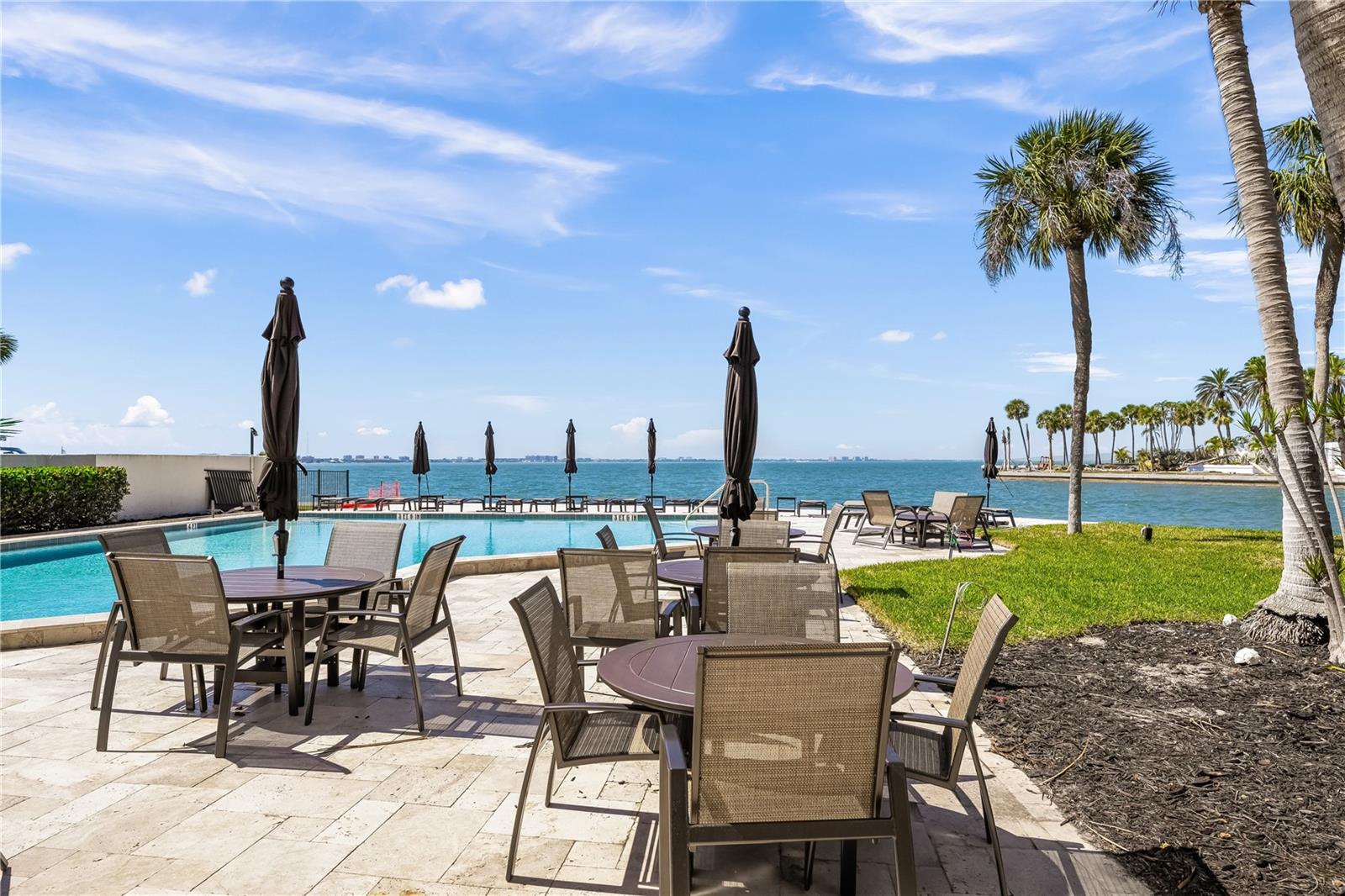 LAWRENCE POINTE I - Residential