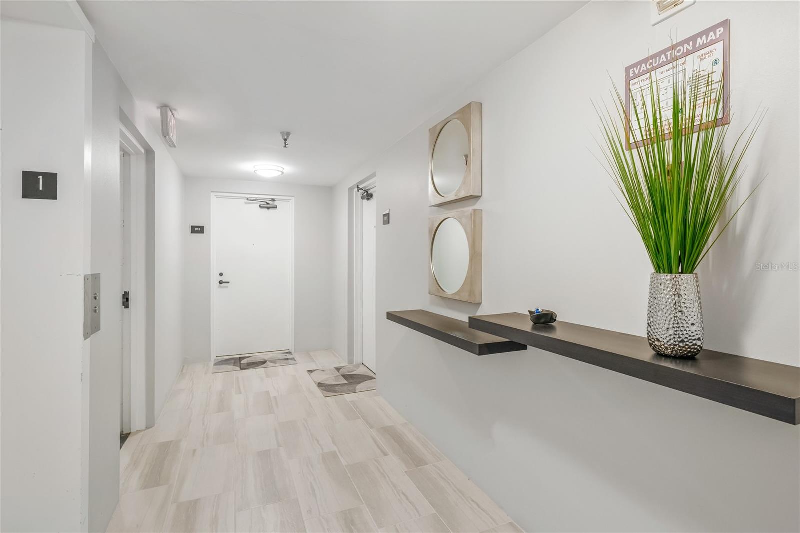 LAWRENCE POINTE I - Residential