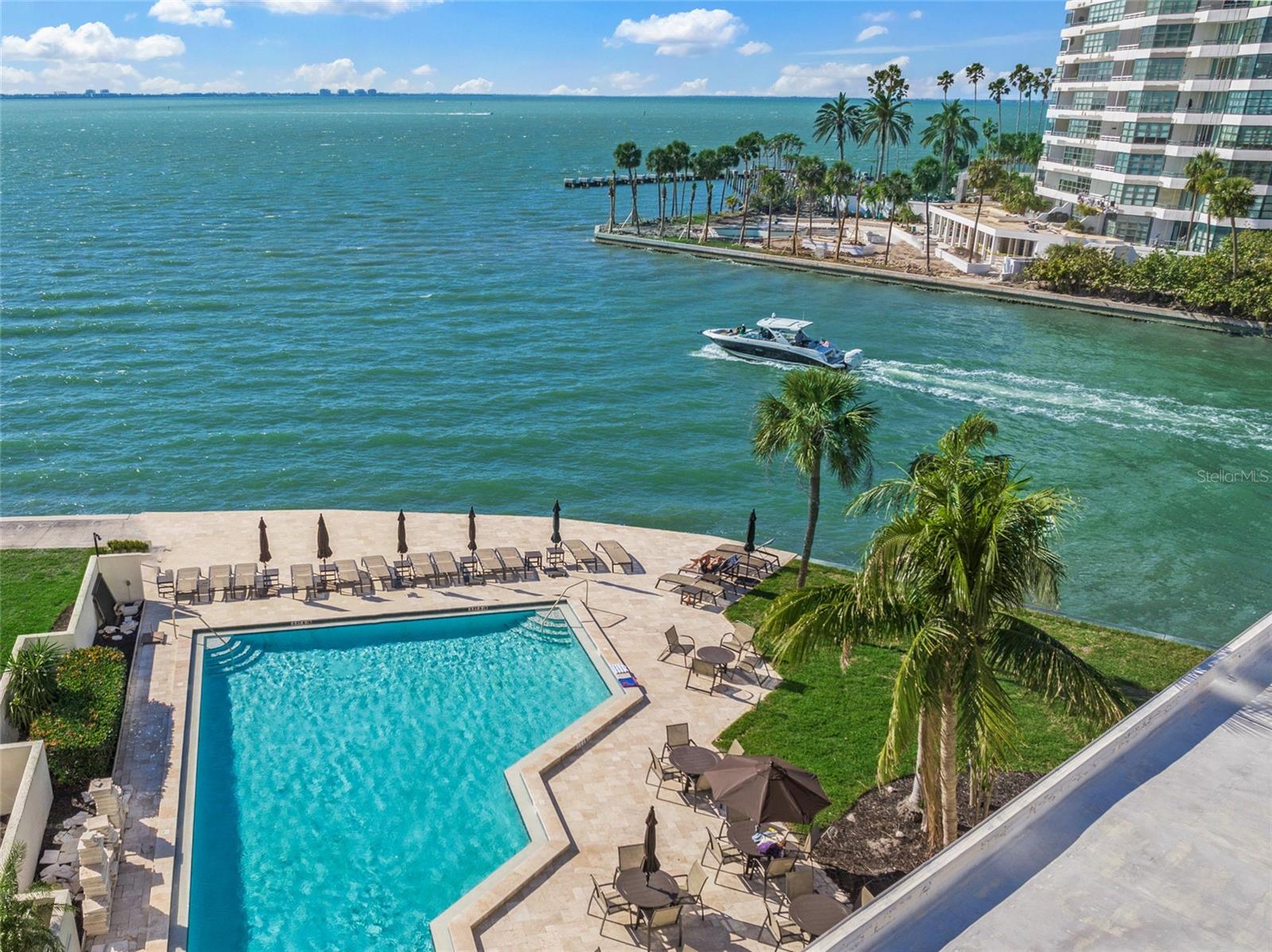 LAWRENCE POINTE I - Residential