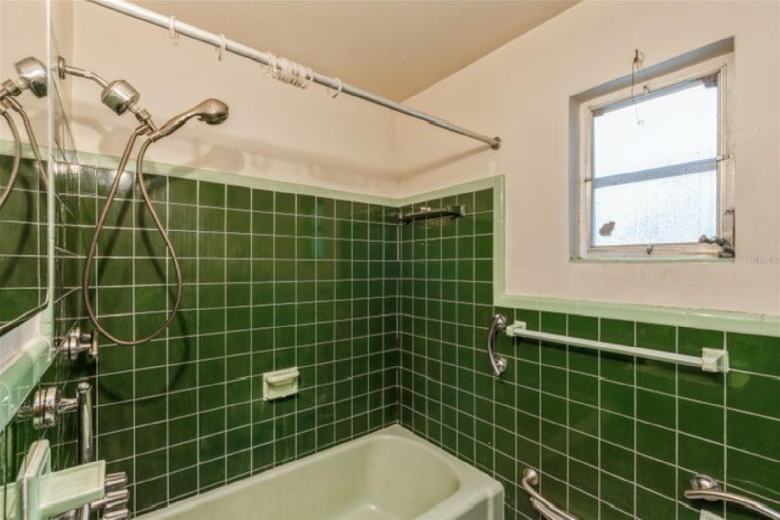 Ellison Homes Inc - Residential