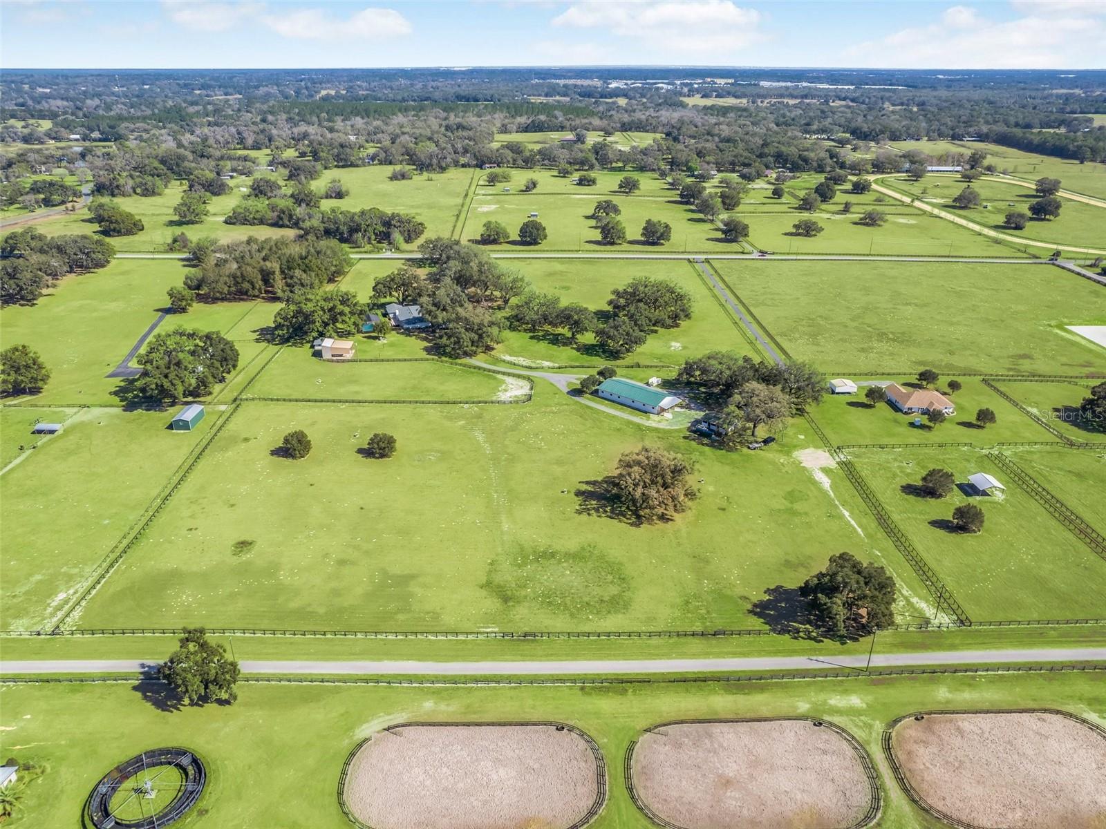 SMOKE HOLLOW FARM - Farm