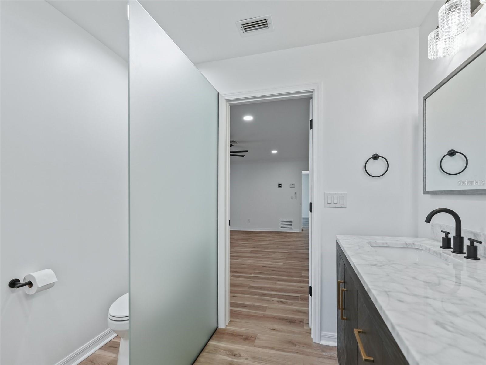 SMOKE HOLLOW FARM - Farm