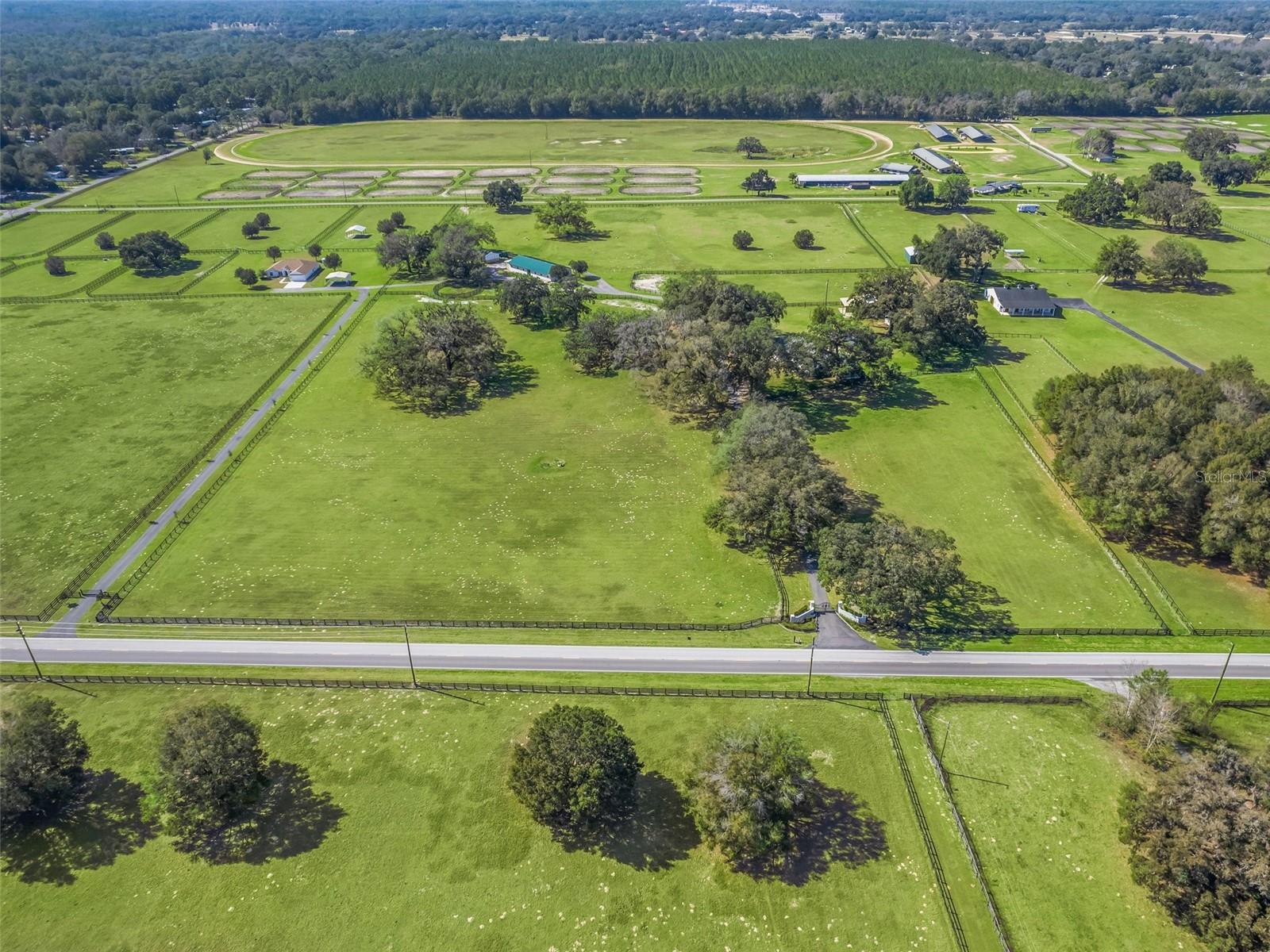 SMOKE HOLLOW FARM - Farm