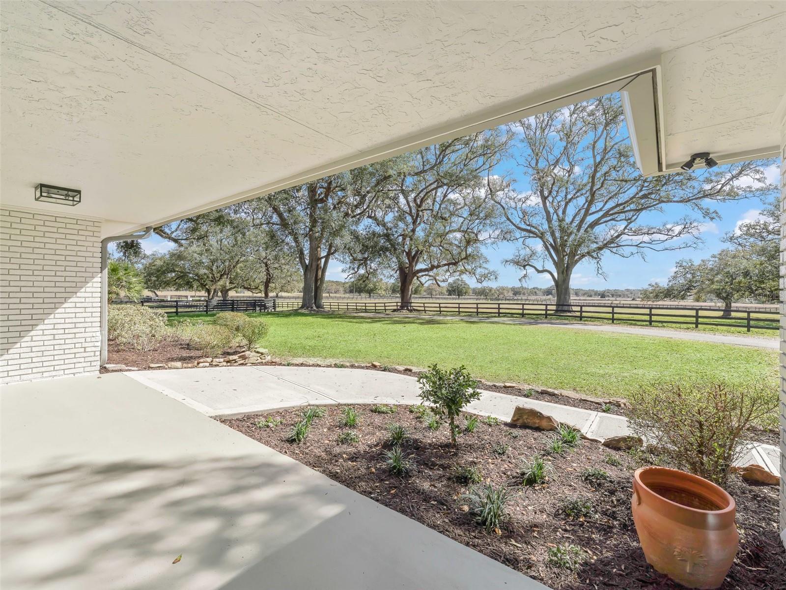 SMOKE HOLLOW FARM - Farm