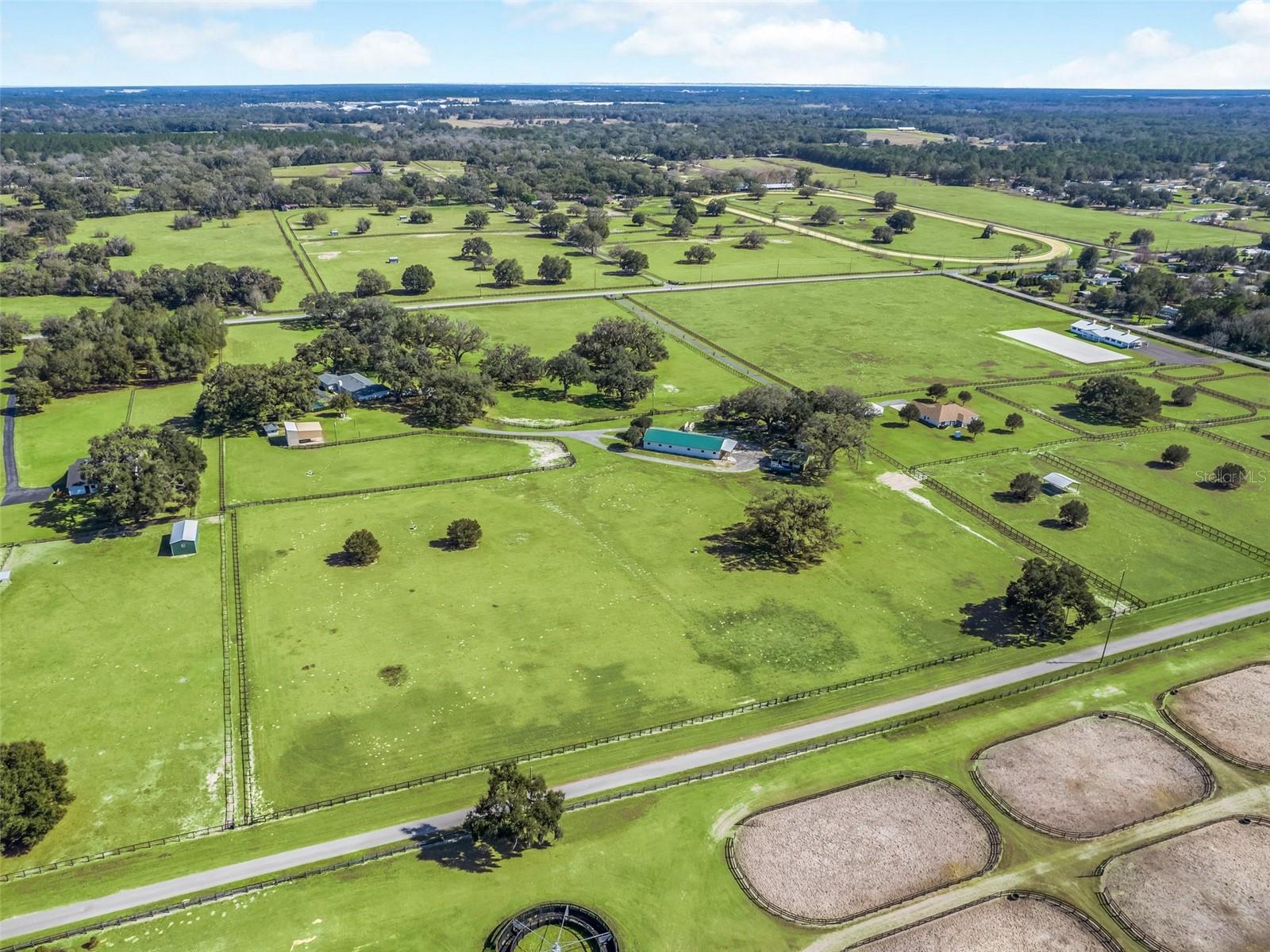 SMOKE HOLLOW FARM - Farm