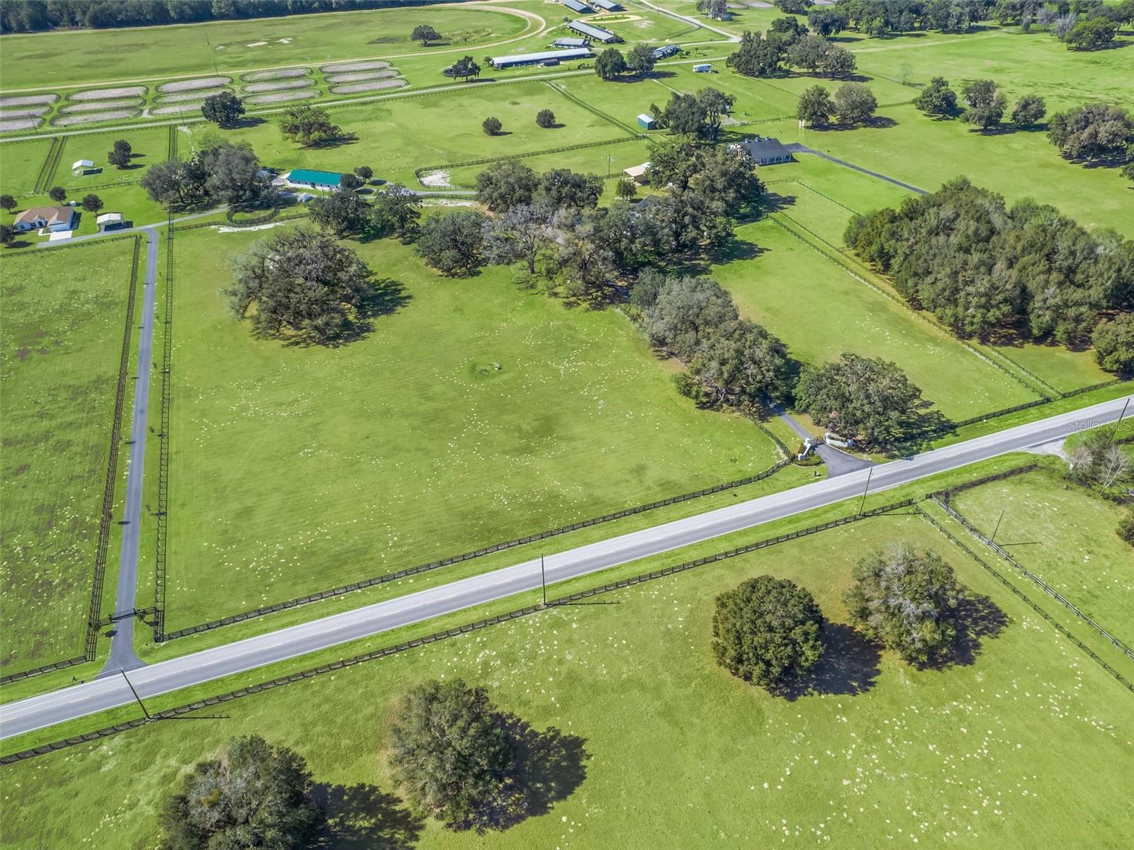 SMOKE HOLLOW FARM - Farm