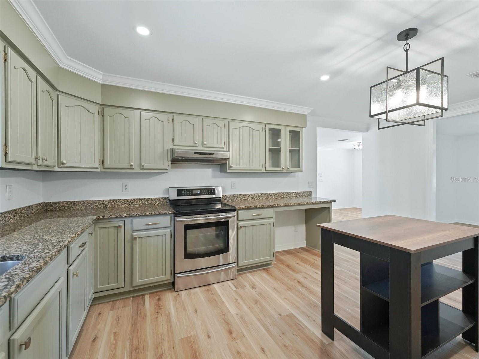 SMOKE HOLLOW FARM - Farm