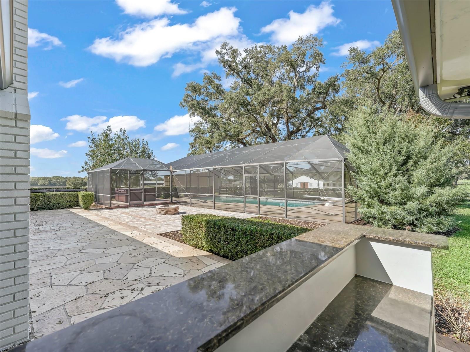 SMOKE HOLLOW FARM - Farm