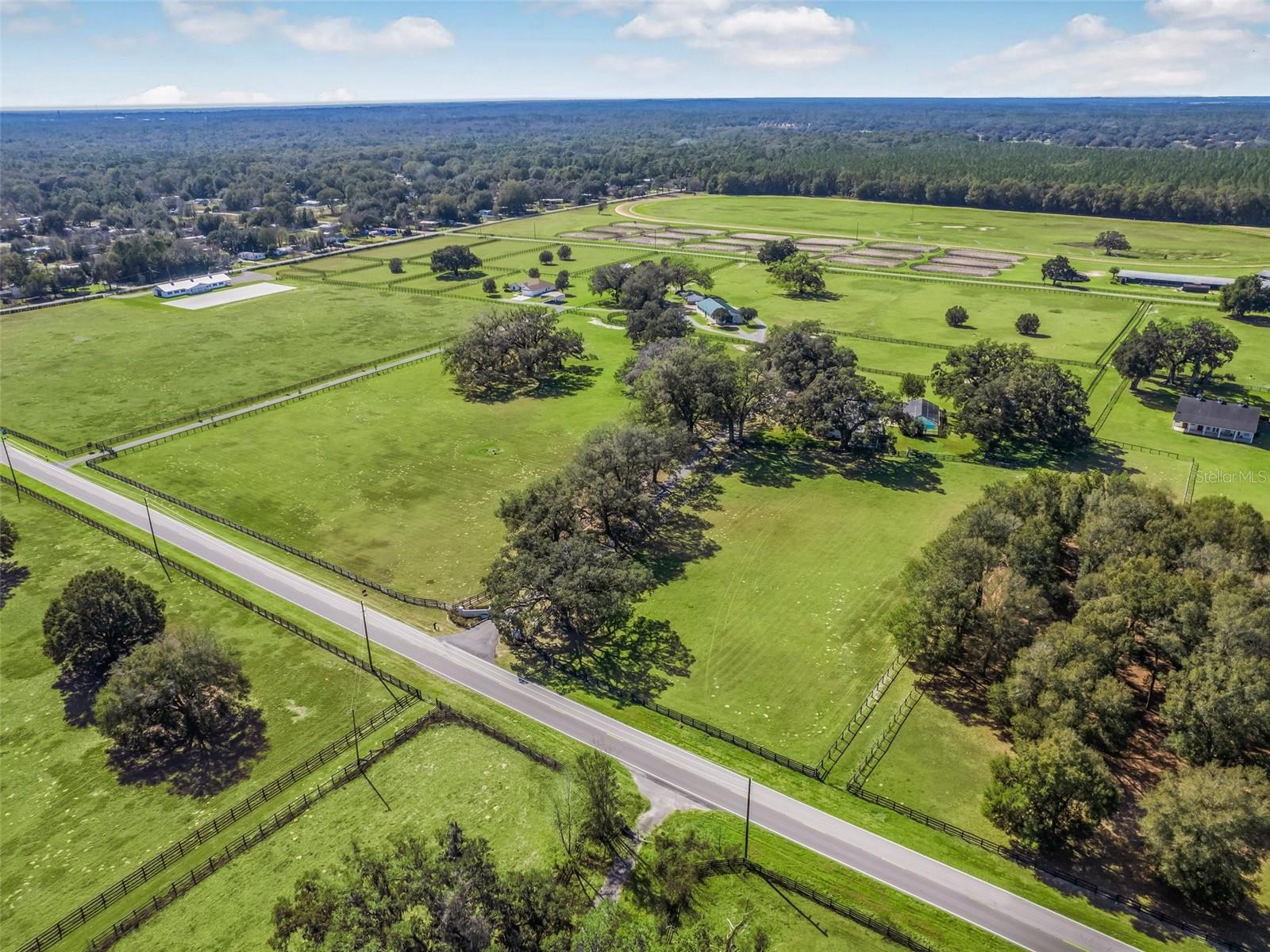 SMOKE HOLLOW FARM - Farm