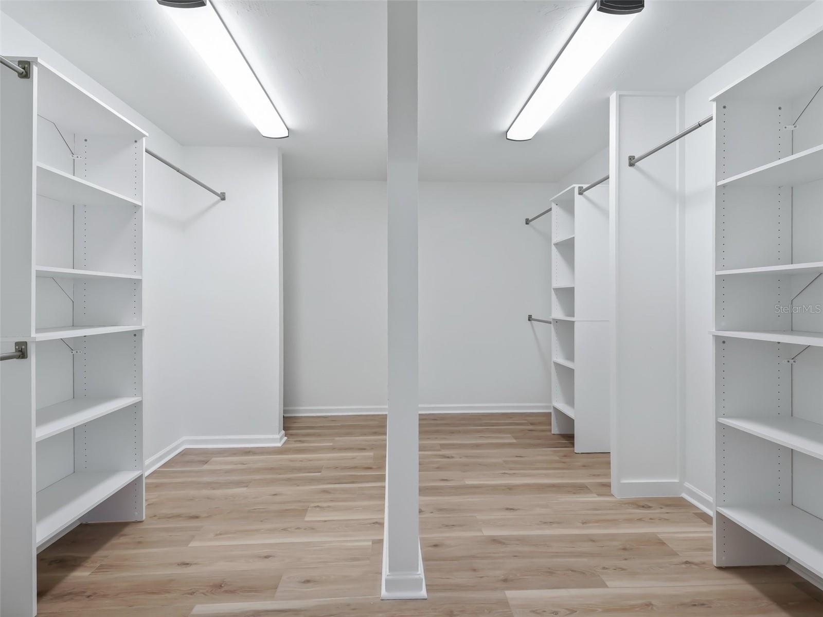 SMOKE HOLLOW FARM - Farm