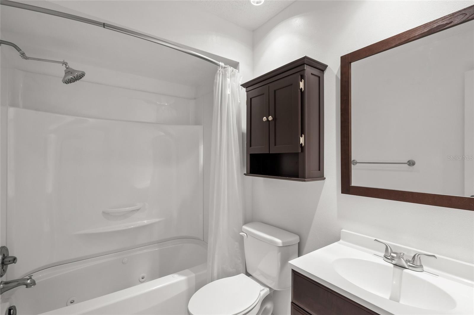 KNOLLS THE - Residential