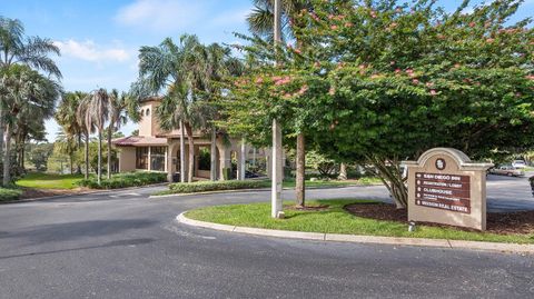 A home in HOWEY IN THE HILLS