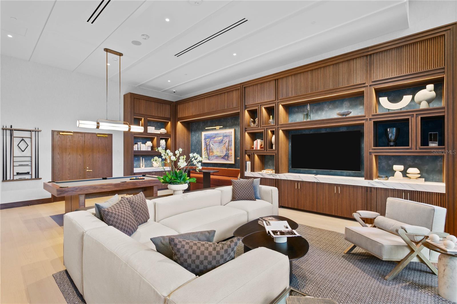 BAYSHORE YSABELLA CONDOMINIUM - Residential