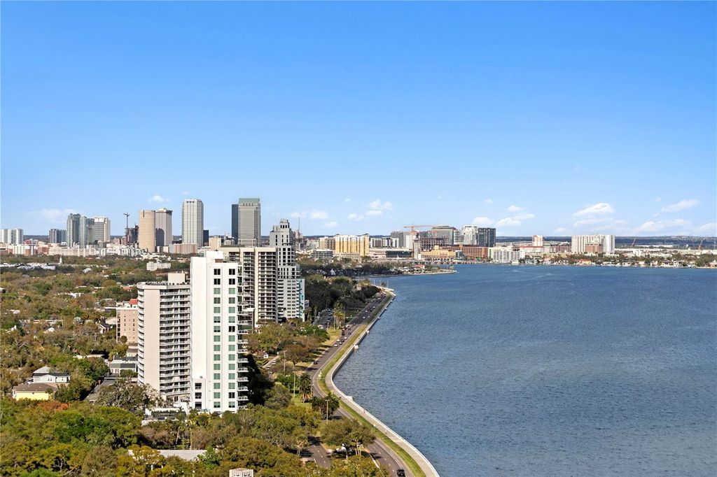 Photo of 3015 S Ysabella Avenue #2403, Tampa, FL 33629 (MLS # TB8483177)