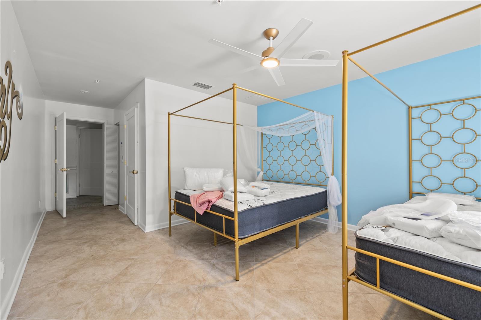 PINELLAS GROVES - Residential