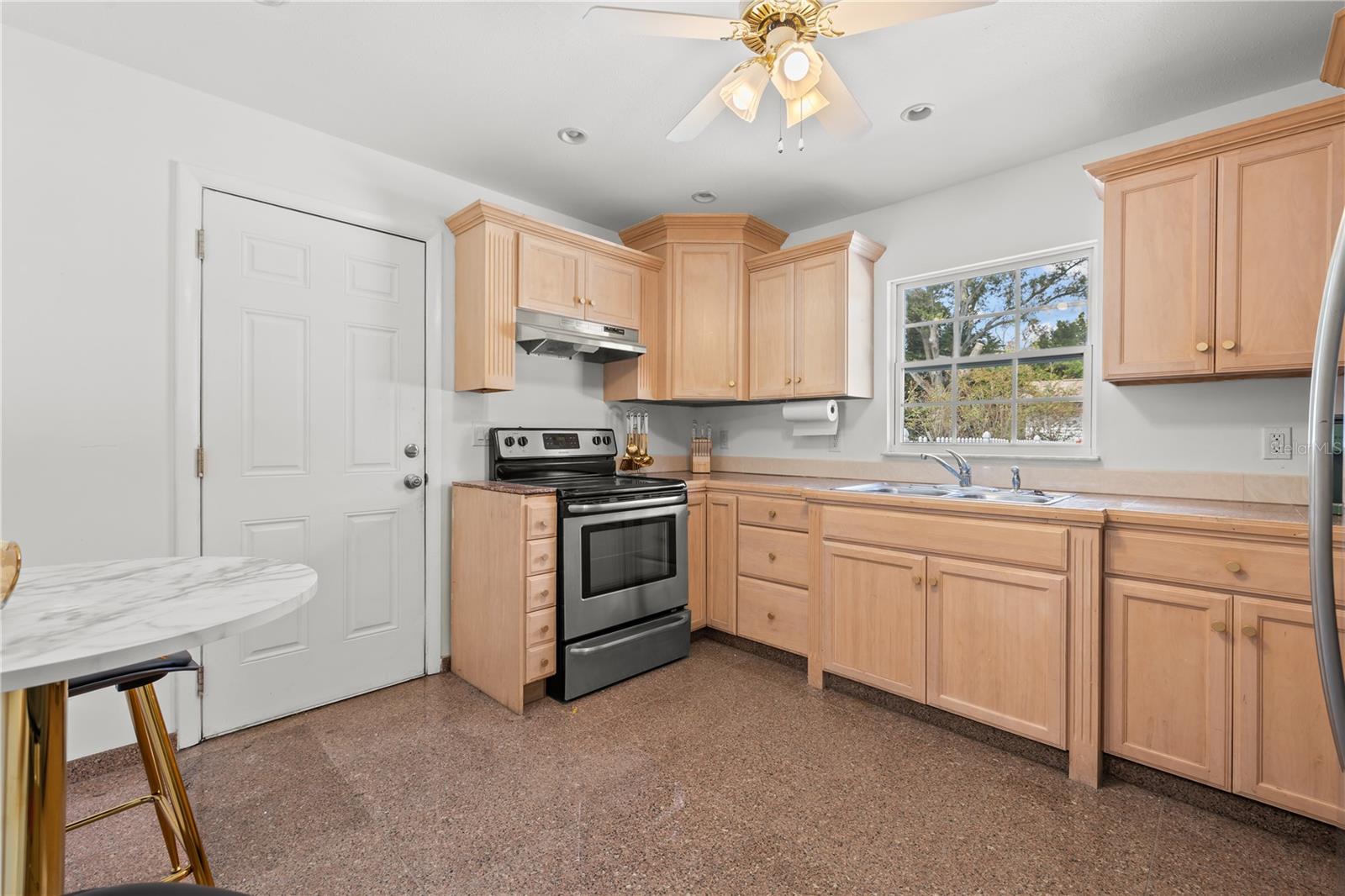 PINELLAS GROVES - Residential