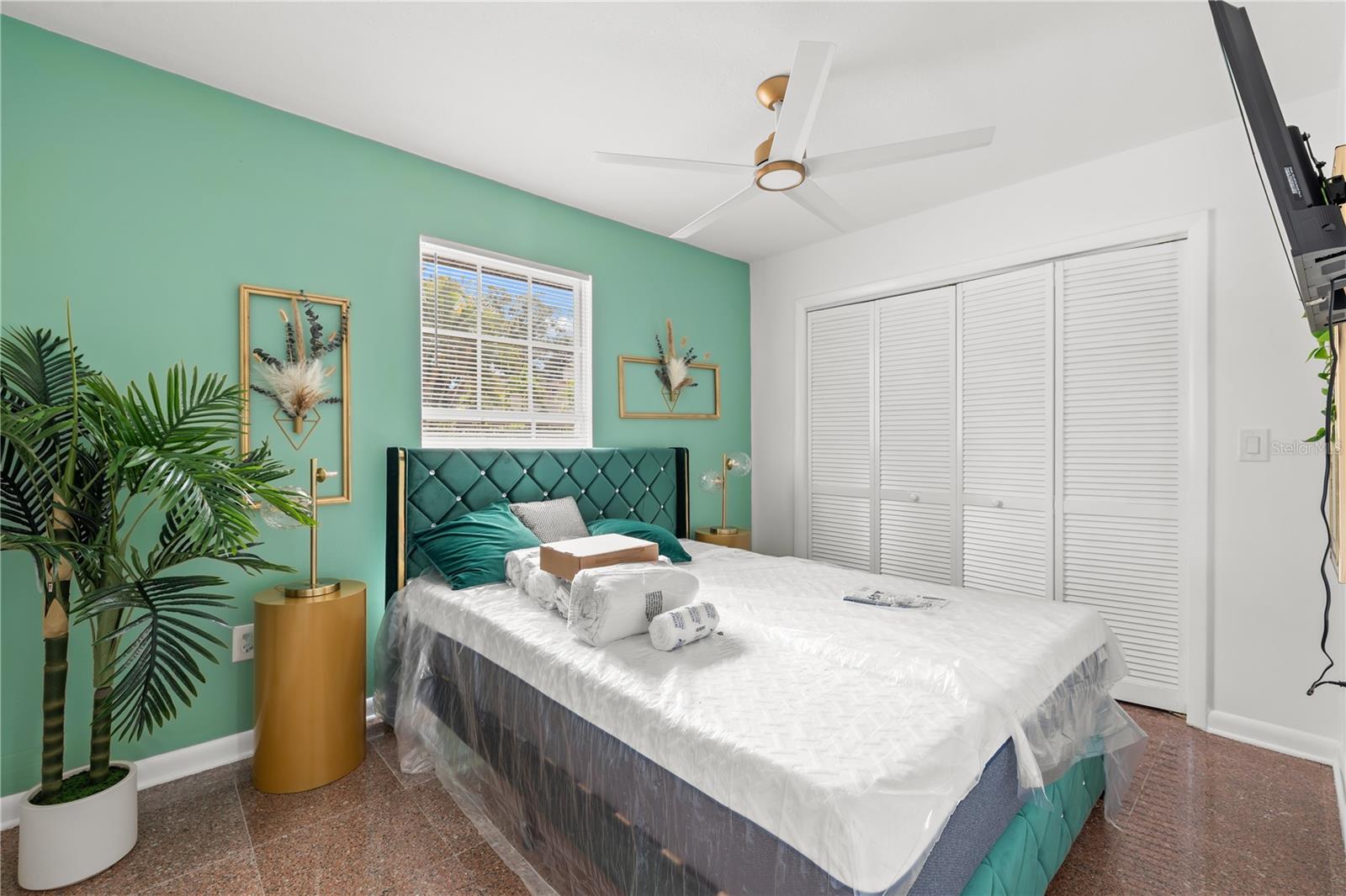 PINELLAS GROVES - Residential