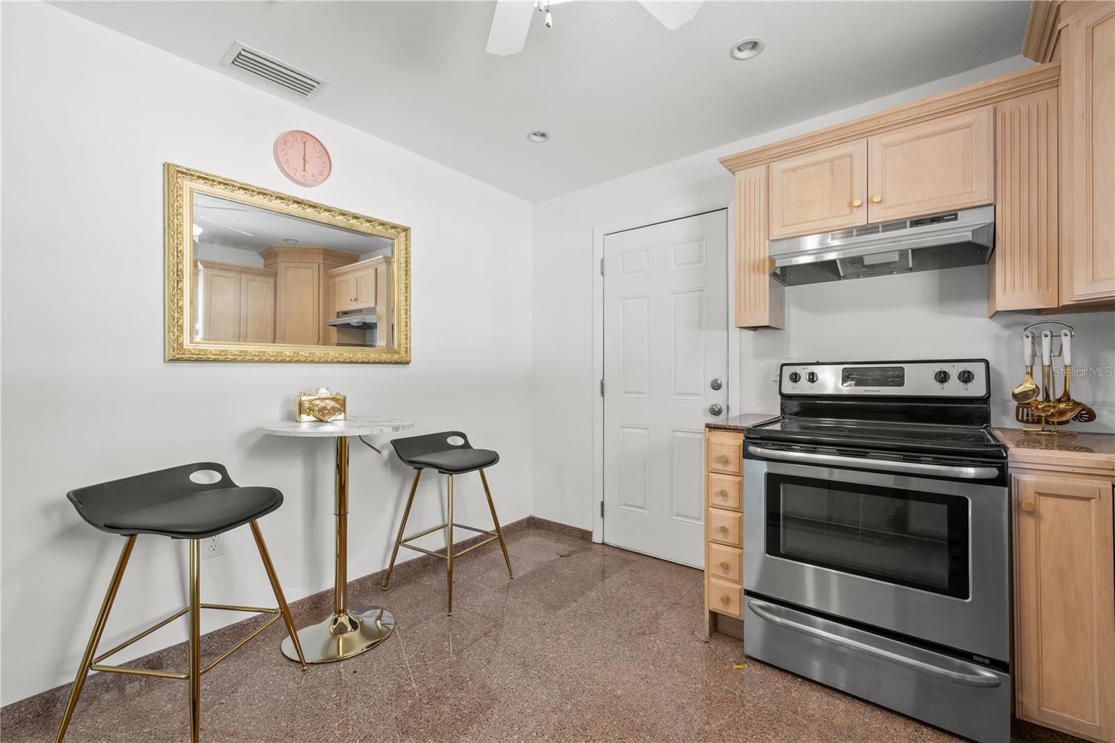 PINELLAS GROVES - Residential