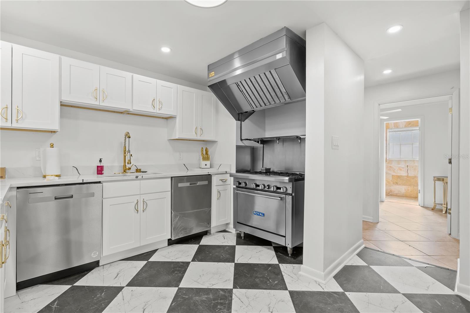 PINELLAS GROVES - Residential