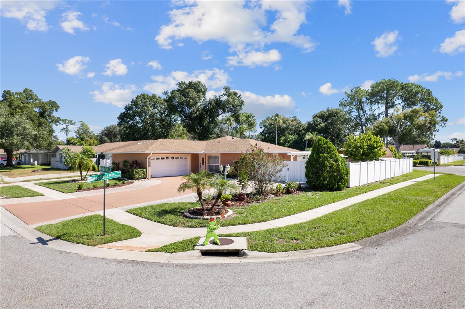 14501 HIGHLAND HILLS PLACE