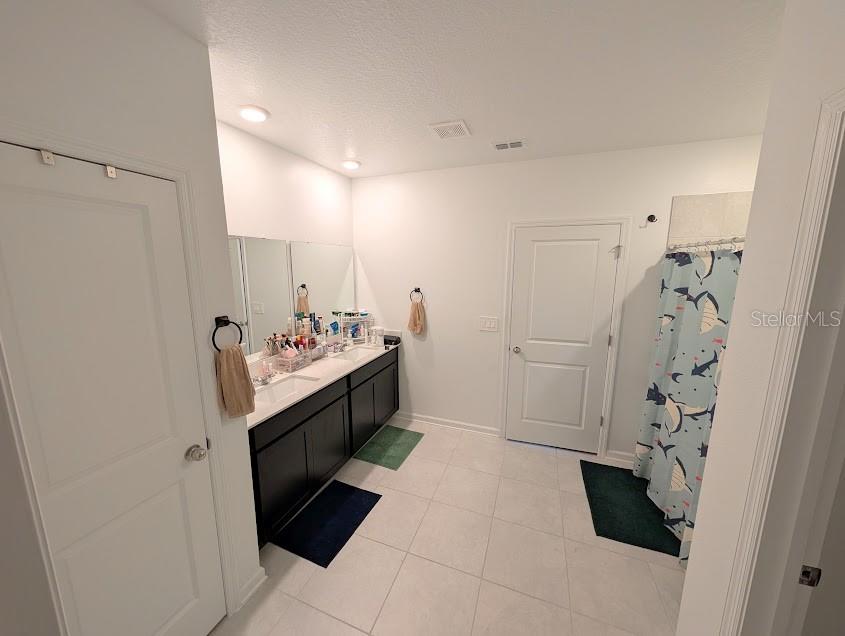 CASCADES PH 2 - Residential Lease