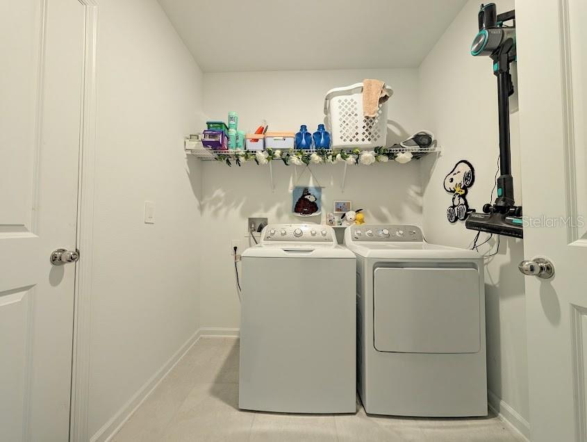 CASCADES PH 2 - Residential Lease