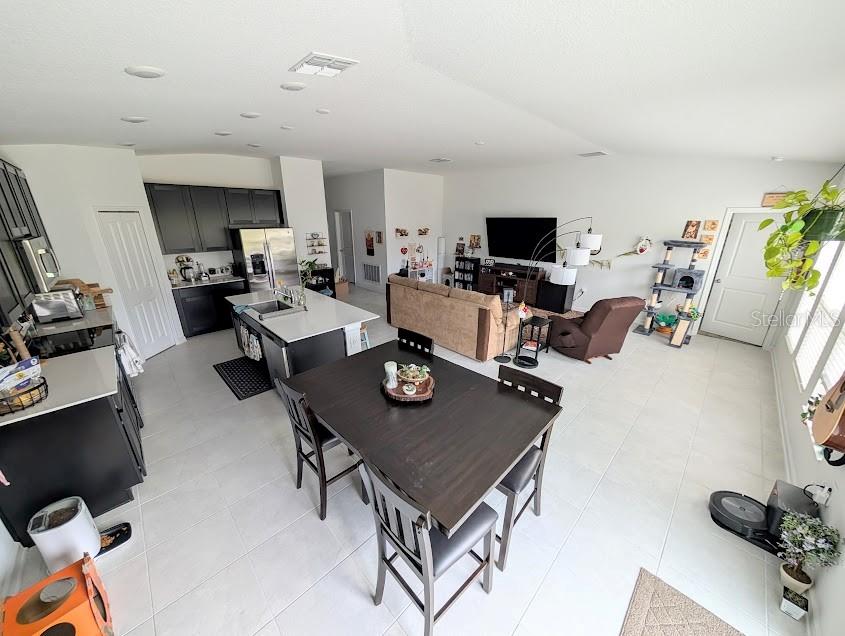 CASCADES PH 2 - Residential Lease