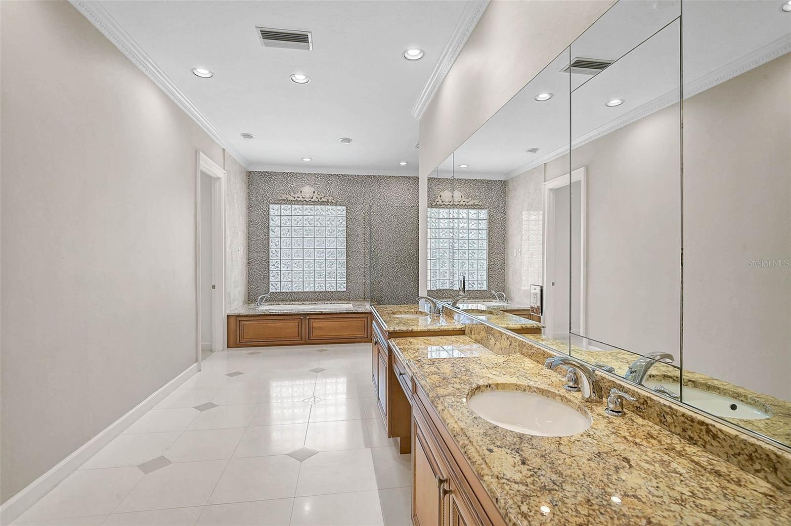 OAKS 2 PH 2 - Residential